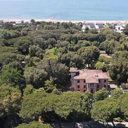 Aparthotel Il Fortino Marina di Massa